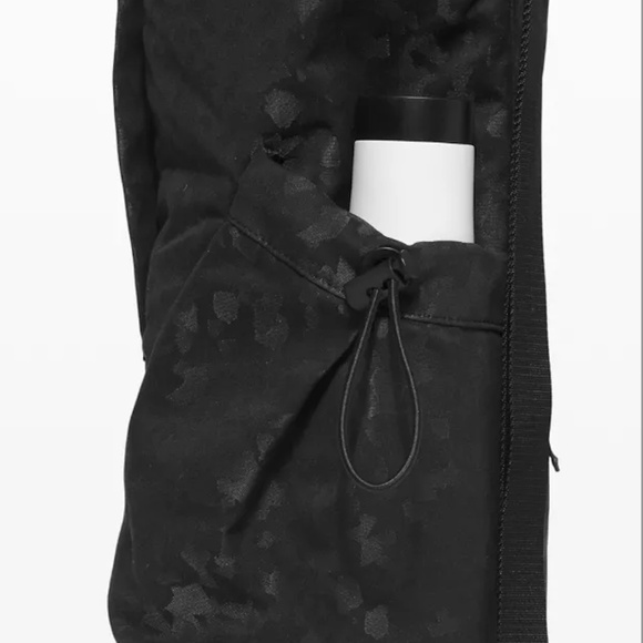 Lululemon Yoga bag - Picture 3 of 3